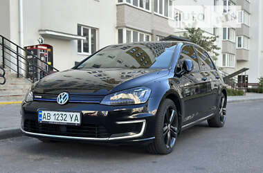 Хетчбек Volkswagen Golf 2015 в Вінниці