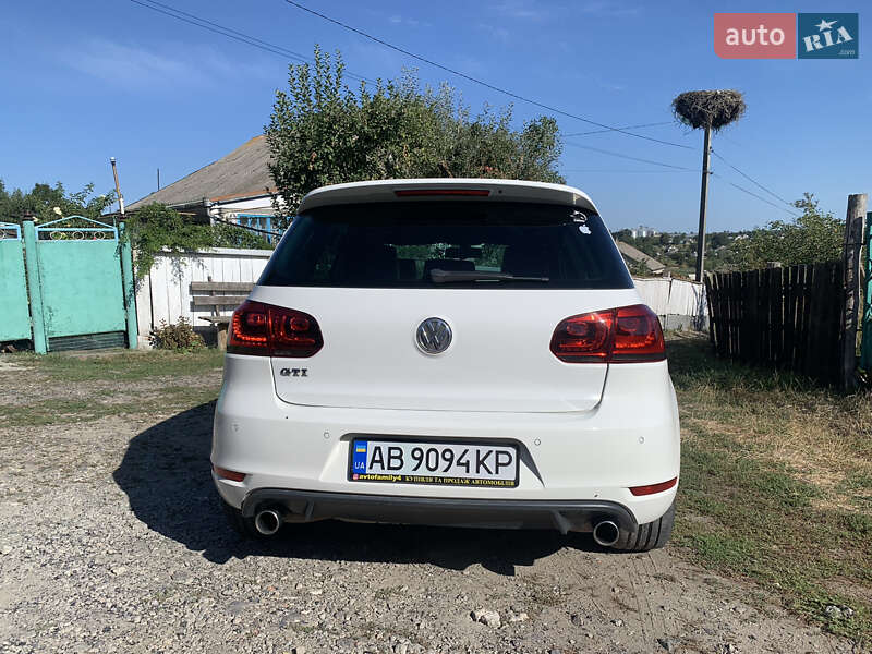 Хетчбек Volkswagen Golf 2011 в Тульчині