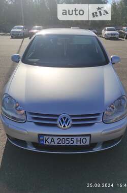 Хетчбек Volkswagen Golf 2006 в Києві