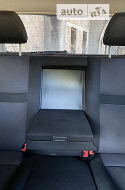 Хэтчбек Volkswagen Golf 2001 в  фото 37 Хэтчбек Volkswagen Golf 2001 в