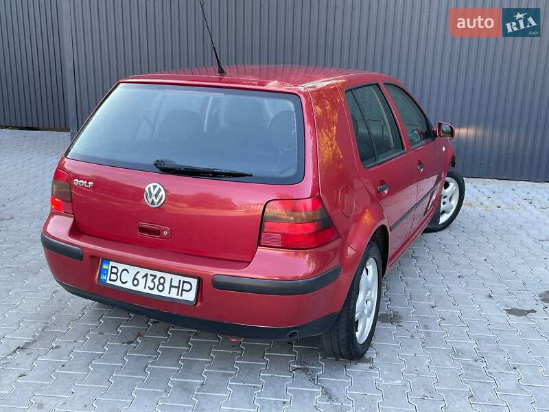 Хетчбек Volkswagen Golf 2001 в Дрогобичі