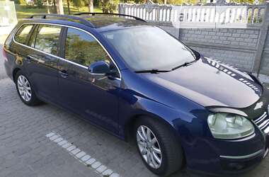 Універсал Volkswagen Golf 2008 в Золочеві