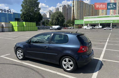 Хэтчбек Volkswagen Golf 2008 в 
