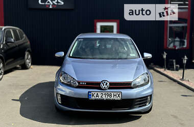 Хэтчбек Volkswagen Golf 2011 в Киеве