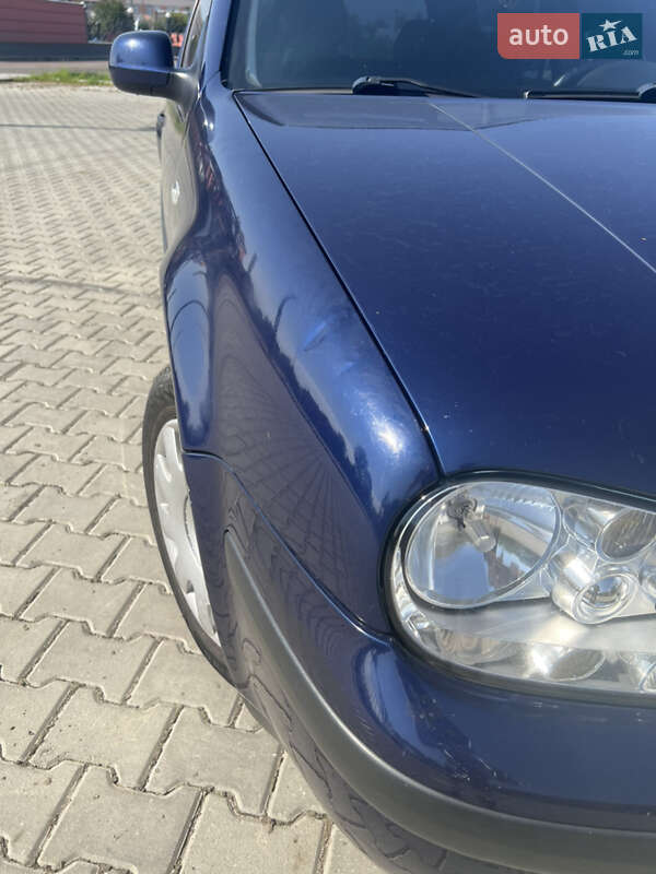 Хетчбек Volkswagen Golf 2001 в Дрогобичі