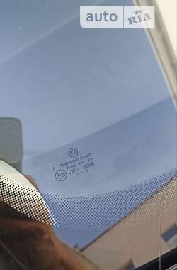 Хэтчбек Volkswagen Golf 2005 в 