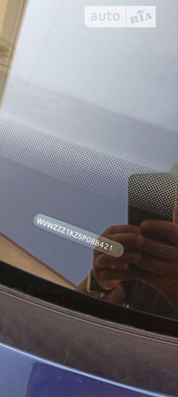 Хэтчбек Volkswagen Golf 2005 в Хмельницком