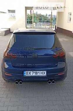 Хэтчбек Volkswagen Golf 2005 в 