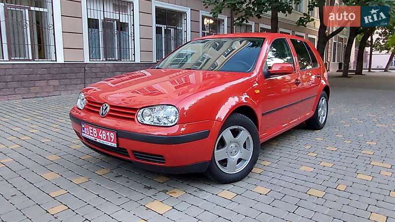 Volkswagen Golf 2000