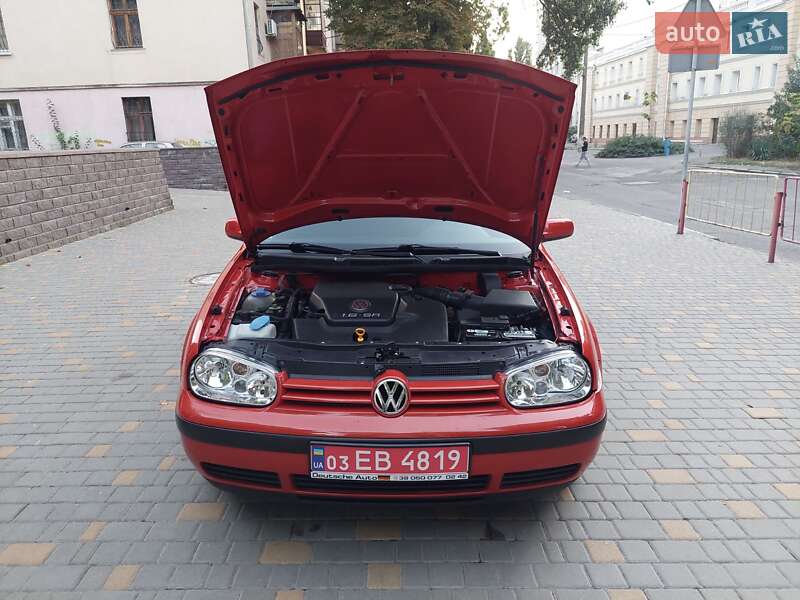 Хетчбек Volkswagen Golf 1999 в Одесі