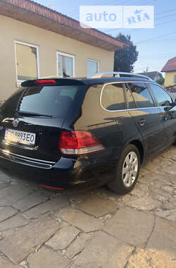 Универсал Volkswagen Golf 2011 в 