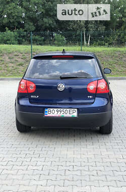 Хэтчбек Volkswagen Golf 2007 в Тернополе