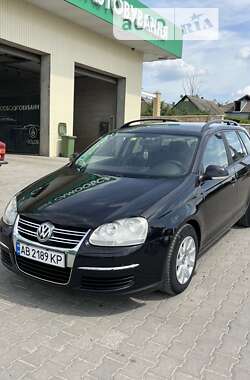 Універсал Volkswagen Golf 2007 в Чернівцях