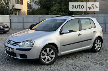 Хэтчбек Volkswagen Golf 2004 в Бердичеве