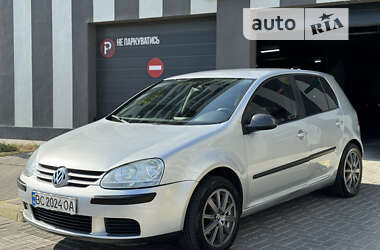 Хэтчбек Volkswagen Golf 2004 в Львове