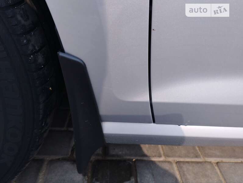 Універсал Volkswagen Golf 2013 в Вінниці