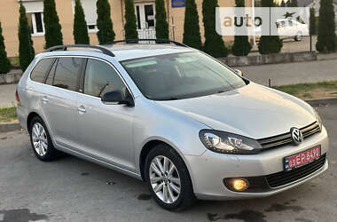 Универсал Volkswagen Golf 2011 в Ровно