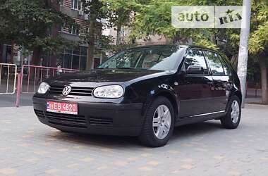 Хетчбек Volkswagen Golf 2001 в Одесі