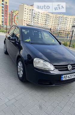 Хетчбек Volkswagen Golf 2005 в Вінниці