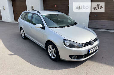 Універсал Volkswagen Golf 2013 в Рівному