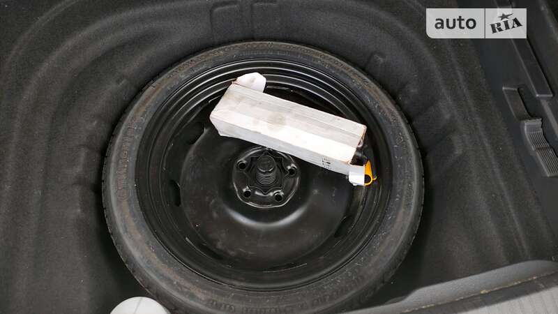 Універсал Volkswagen Golf 2017 в Чернігові