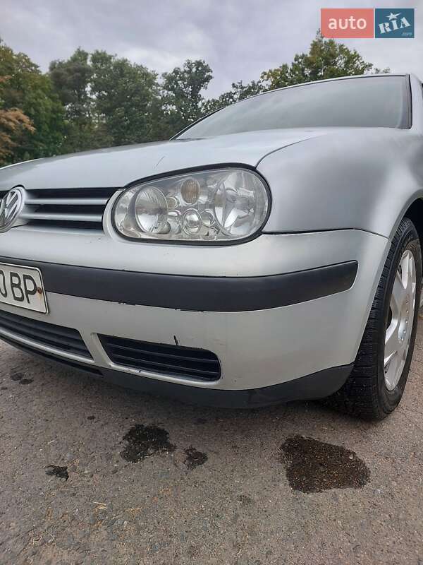 Хэтчбек Volkswagen Golf 2003 в Звенигородке фото 81 Хэтчбек Volkswagen Golf 2003 в Звенигородке