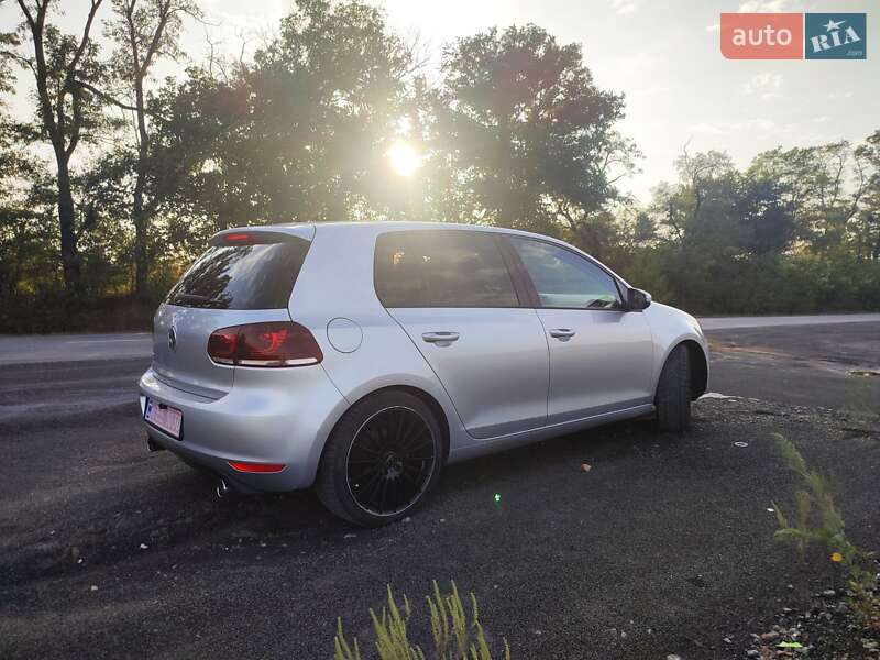 Хетчбек Volkswagen Golf 2009 в Смілі