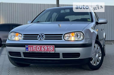 Хэтчбек Volkswagen Golf 2004 в Лубнах