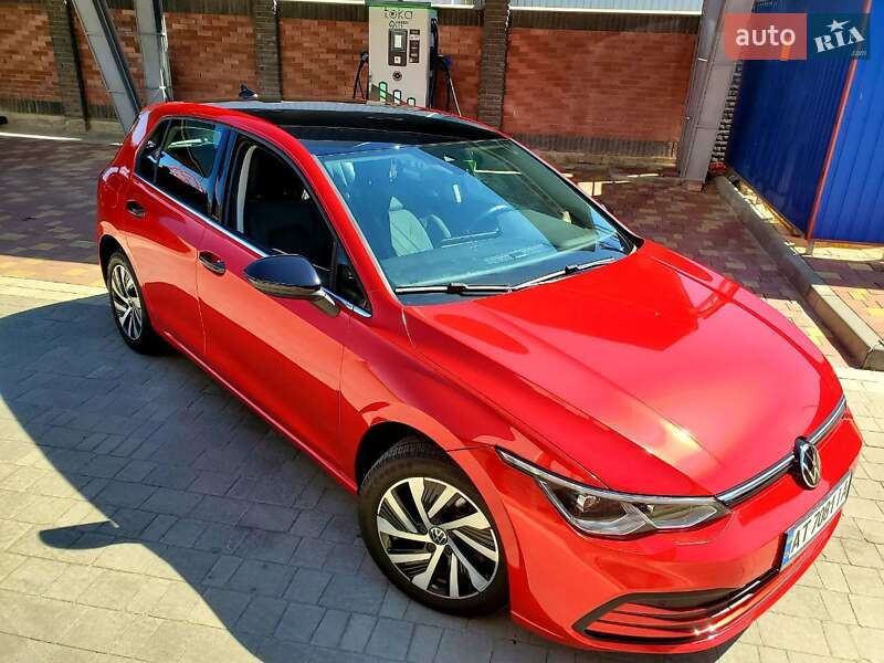 Хетчбек Volkswagen Golf 2022 в Івано-Франківську