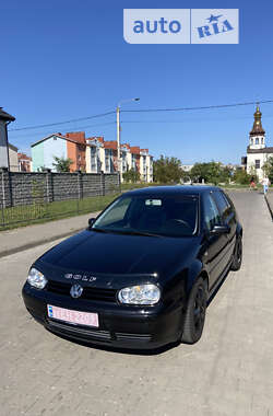 Хэтчбек Volkswagen Golf 2000 в Ровно