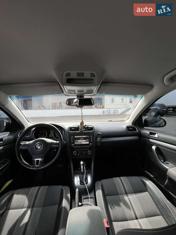 Универсал Volkswagen Golf 2013 в Мукачево