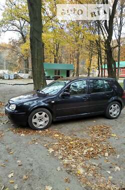 Хетчбек Volkswagen Golf 2001 в Старокостянтинові