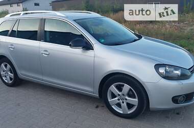 Універсал Volkswagen Golf 2011 в Івано-Франківську