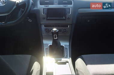 Универсал Volkswagen Golf 2015 в 