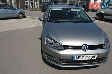 Универсал Volkswagen Golf 2015 в 
