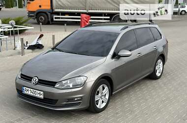 Универсал Volkswagen Golf 2014 в Житомире