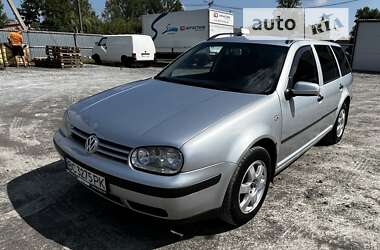 Универсал Volkswagen Golf 2001 в Львове