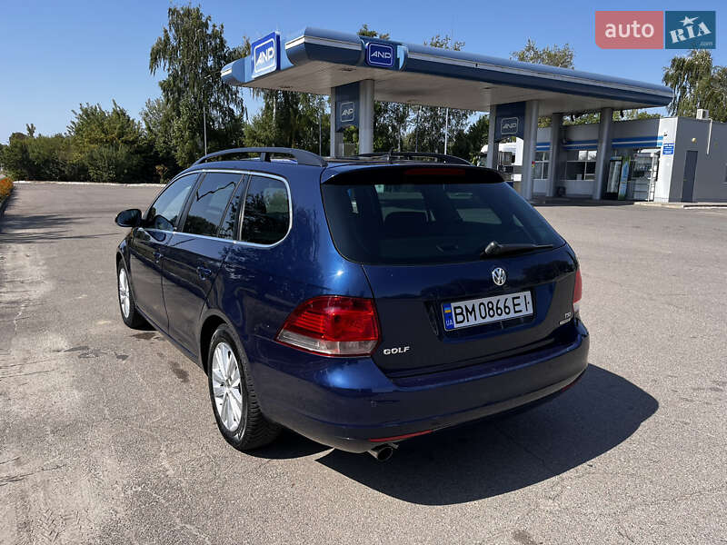 Универсал Volkswagen Golf 2011 в Киеве