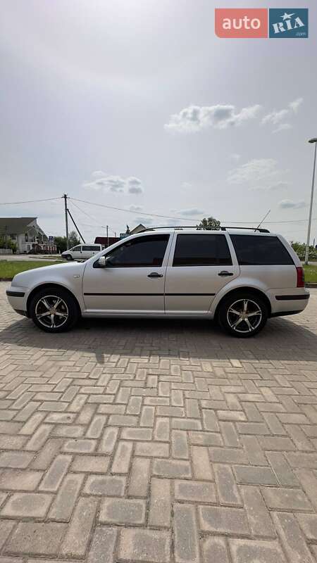 Volkswagen Golf 2001
