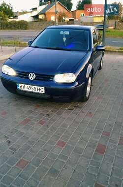 Хетчбек Volkswagen Golf 2001 в Хмельницькому