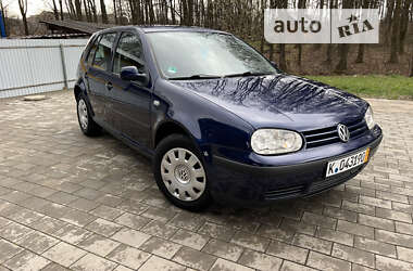 Хэтчбек Volkswagen Golf 2000 в Ивано-Франковске