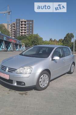 Хэтчбек Volkswagen Golf 2006 в Полтаве