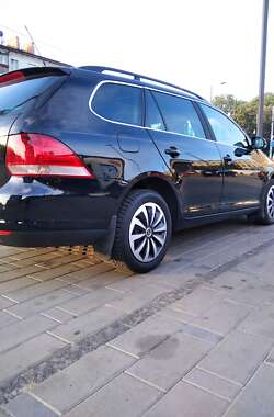 Универсал Volkswagen Golf 2008 в Житомире