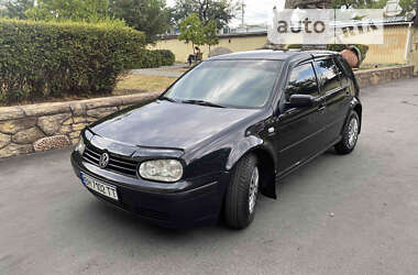 Хэтчбек Volkswagen Golf 2000 в Николаеве