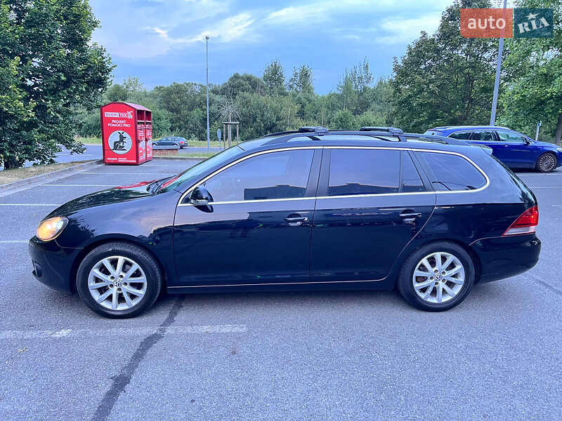 Универсал Volkswagen Golf 2011 в Ужгороде