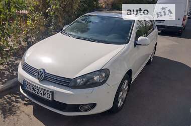 Універсал Volkswagen Golf 2010 в Києві