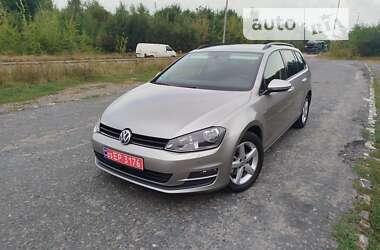 Универсал Volkswagen Golf 2015 в Дубно