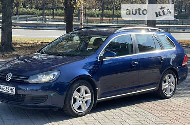 Универсал Volkswagen Golf 2010 в Киеве