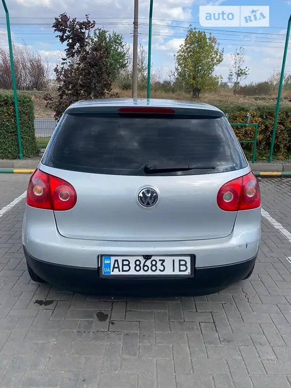 Volkswagen Golf 2004 VIN WVWZZZ1KZ4W045726 фото оголошення 4 з 35