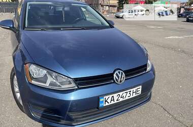 Хетчбек Volkswagen Golf 2015 в Києві